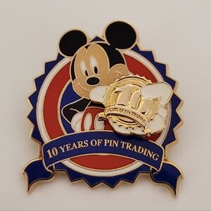 Disney Pin Trading Mickey Mouse 10 Years Of Pin Trading 3D 2009 LE 500 Rare